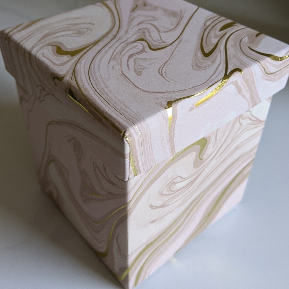 Meet your Posher, Jasmine